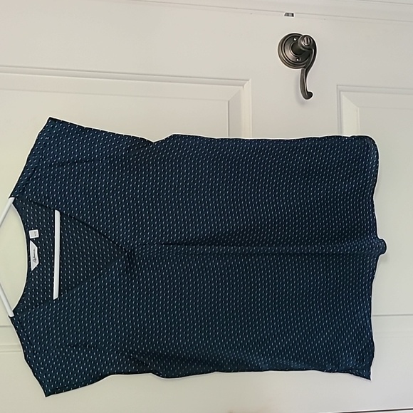 Pretty green silk feel top. X-small new condition - Picture 5 of 13